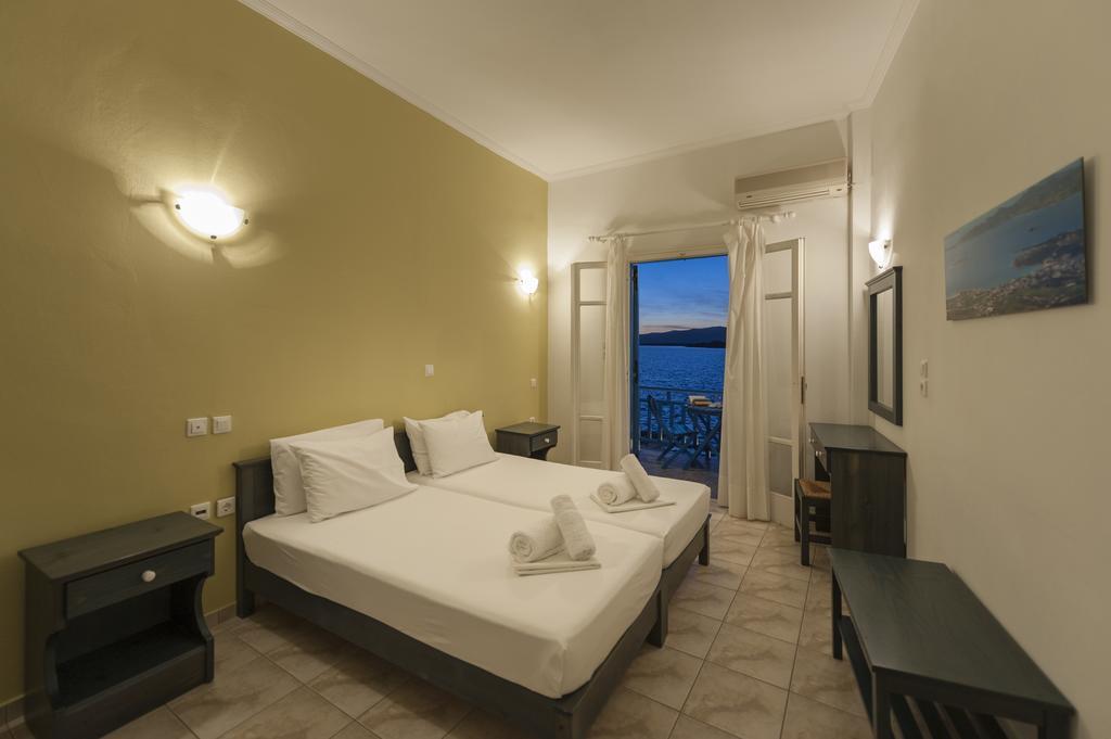 Angeliki Seaside Hotel Alikí Kültér fotó